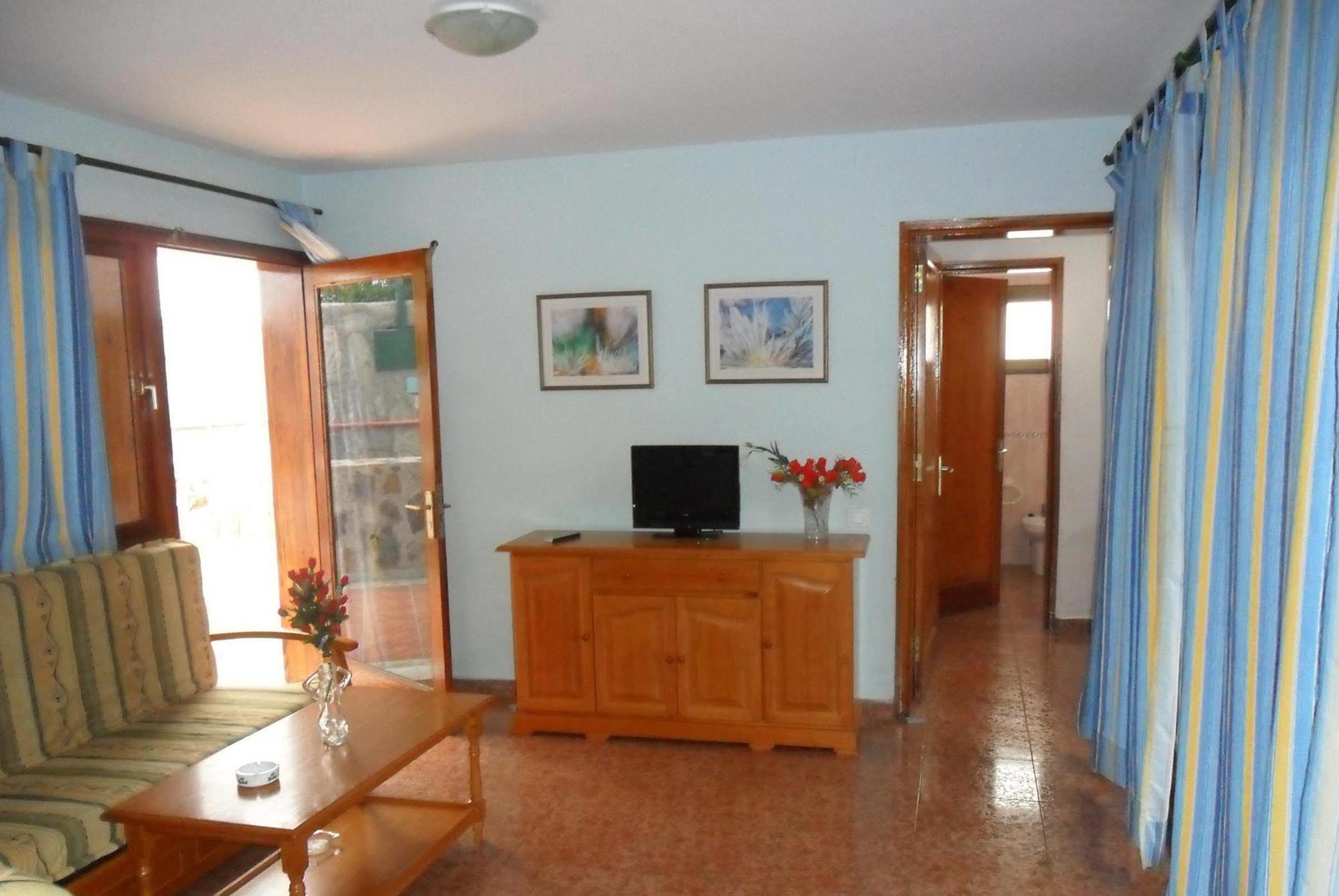Apartamentos Cumana II Puerto Rico  Exteriör bild